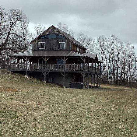 The Lodge By Towanda And Sayre Pa Ulster Dış mekan fotoğraf