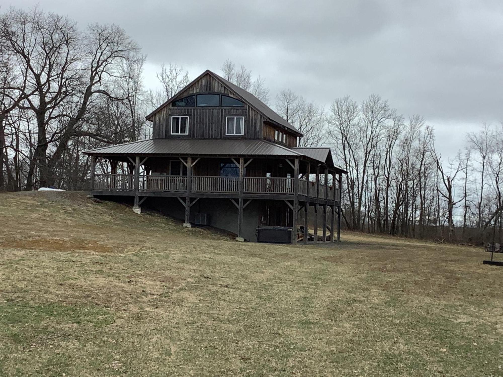 The Lodge By Towanda And Sayre Pa Ulster Dış mekan fotoğraf